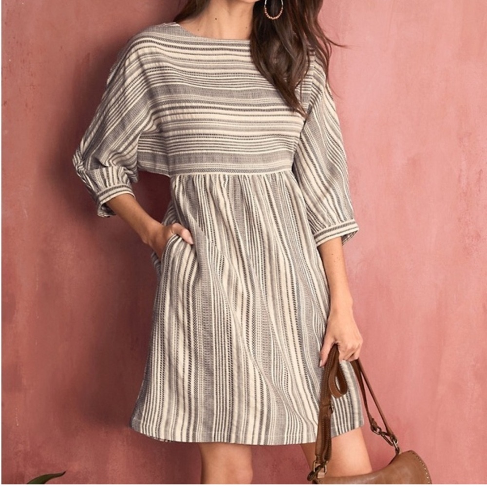 Garnet Hill Womens Boatneck Dress Size 8 White Black Cotton Batwing 3/4 Sleeve